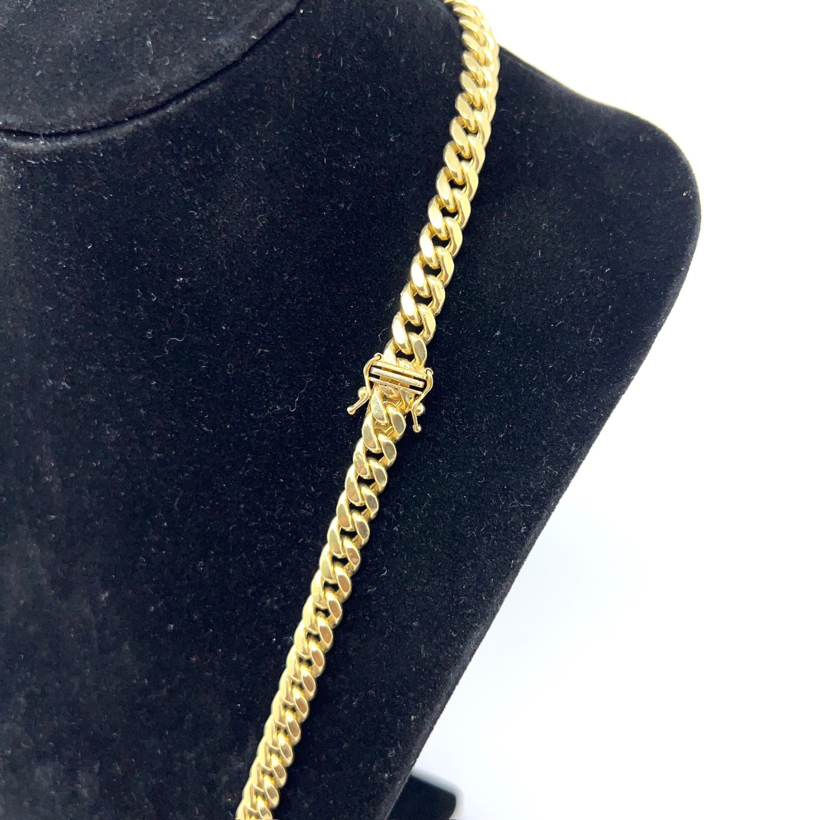 10K Yellow Gold Semi-Hollow Miami Cuban Necklace Chain 26″ – 31.6g – 6.7mm
