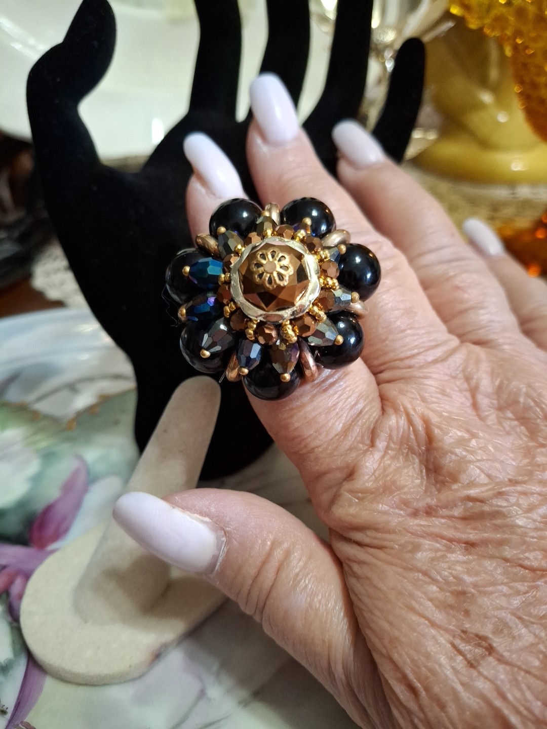 Large Domed Statement Stretch Cocktail Ring Blk Gold Purple Blue Rhinestones
