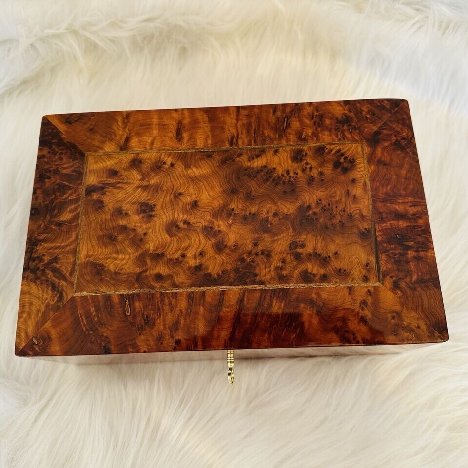 Burl lockable thuya wooden jewelry box holder with key Keepsake