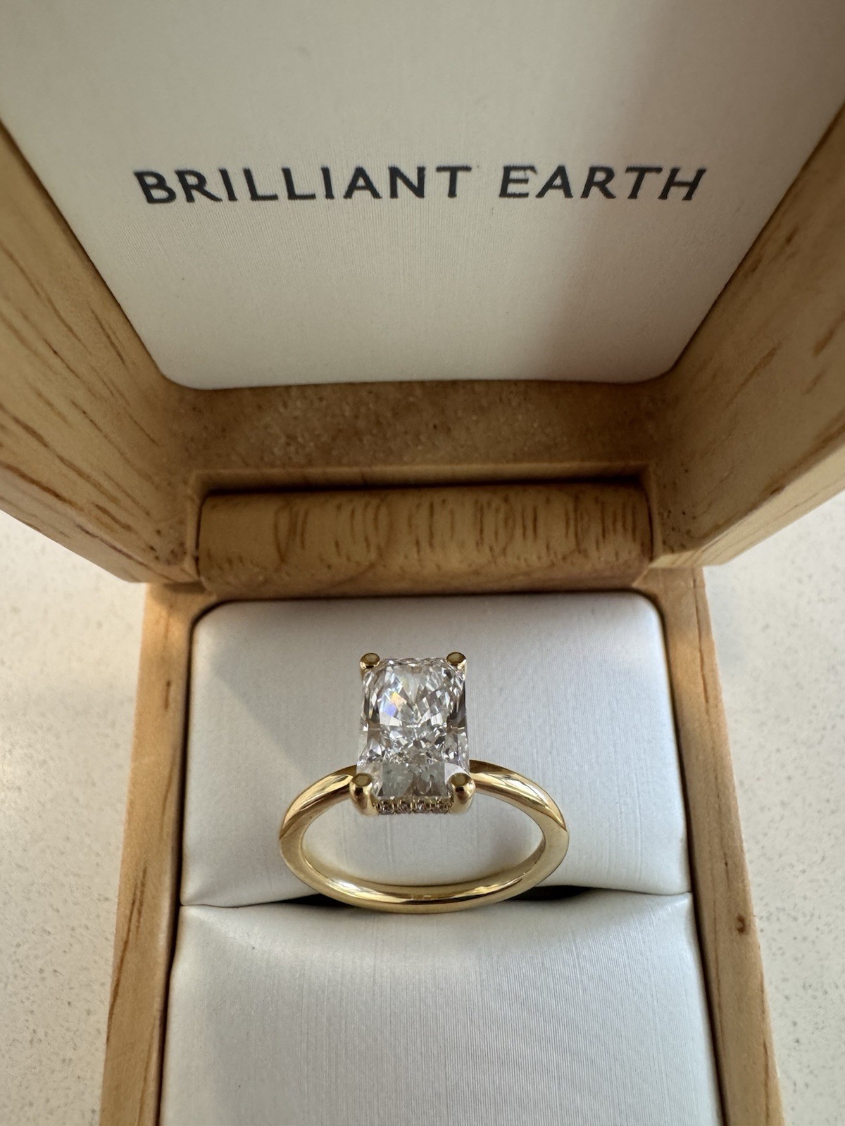 Brilliant Earth VVS2 E Diamond 18k Yellow Gold Ring Size 6.5