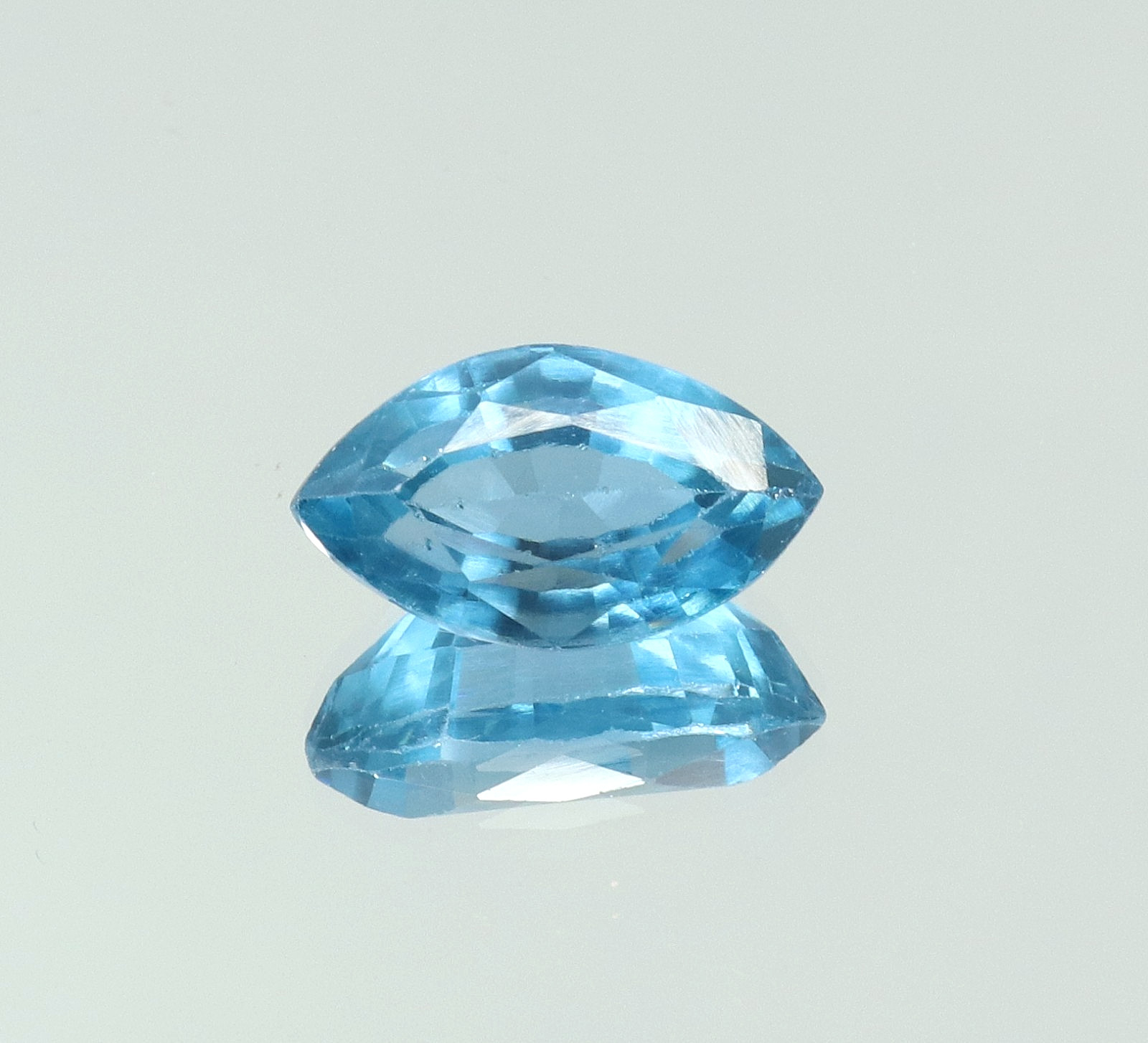 Natural 7.45 Ct Museum Blue Aquamarine Marquise Cut Certified Loose Gemstone