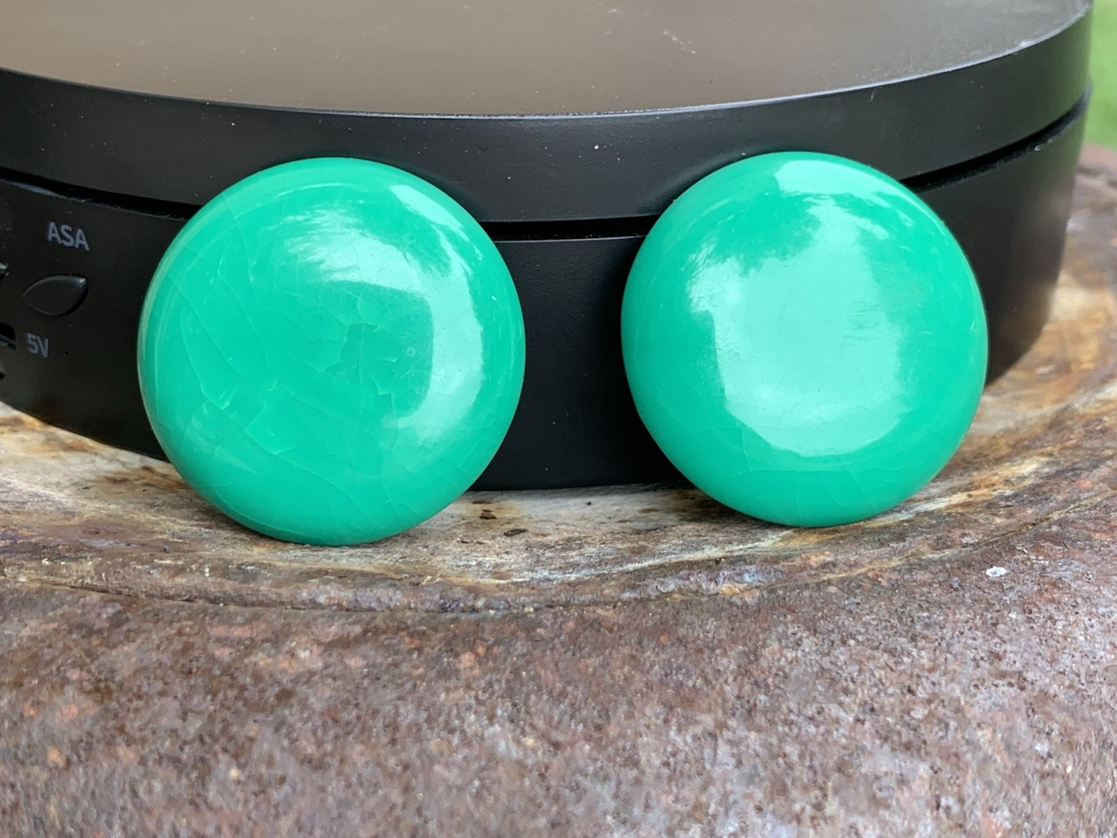 Vintage 1980s Green Enamel Button Clip On Earrings Retro Statement Bold Disc