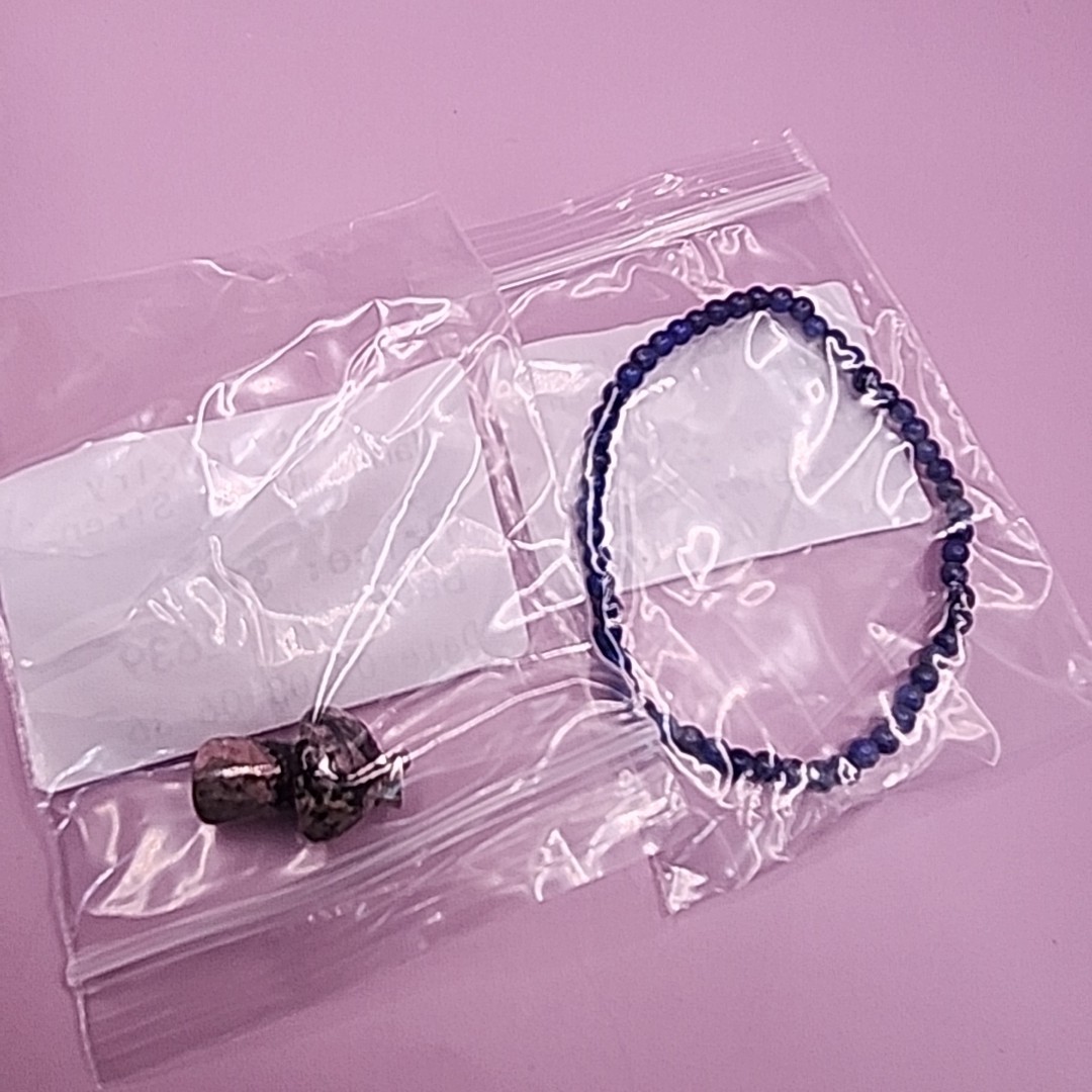 NEW TGS Jewelry Mushroom Shaped Crystal Pendent (1″) + Bonus Bracelet