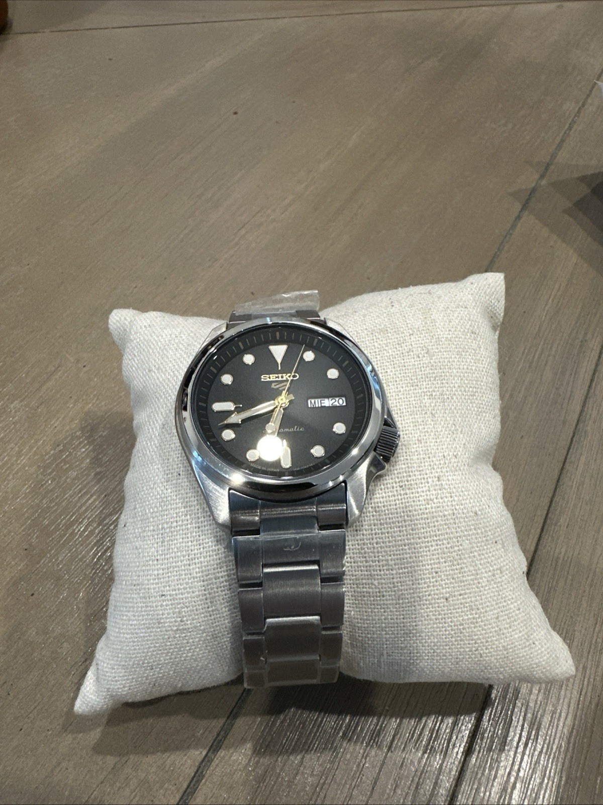 Seiko 5 Sports Men’s Black Watch – SRPE57K1