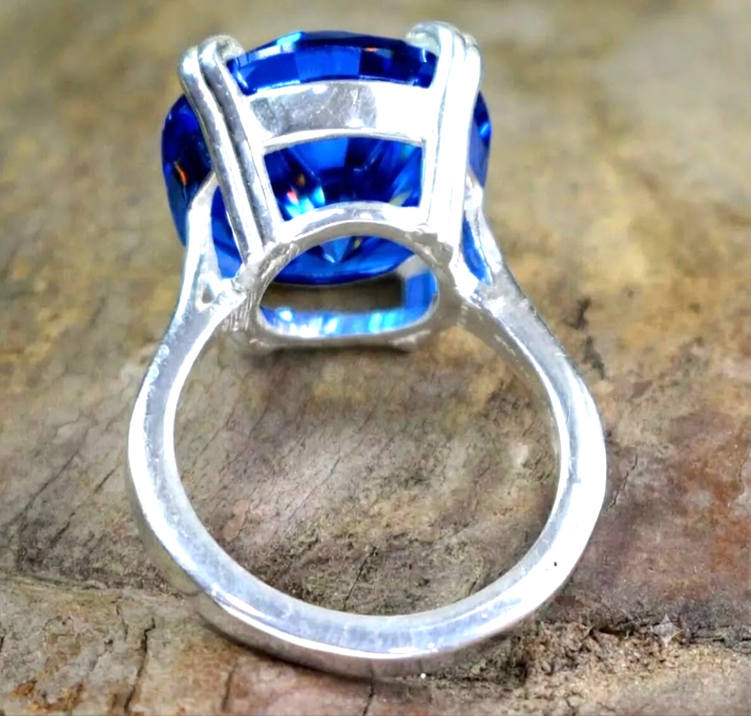 925 Silver, Elegant Azure Blue Diamond Solitaire Ring, 11 Ct Certified Treated