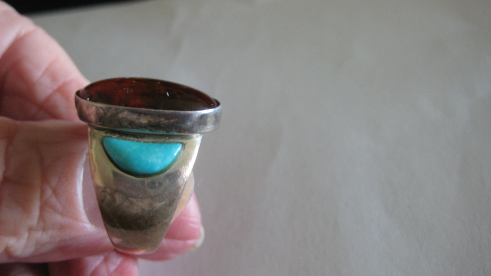NICE JAY KING/DTR STERLING SILVER TURQUOISE & AMBER RING, SZ 8