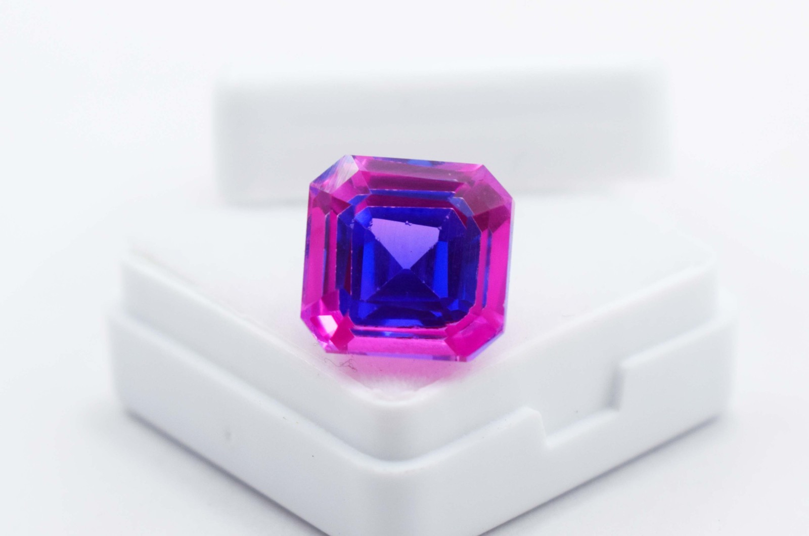 12 CT Natural Pitambari Bi-Color Sapphire Radiant Cut Silver Gemstone Jewelry