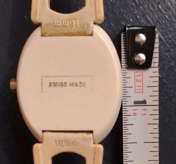Vintage Mid 20th Century Endura retro Design Watch
