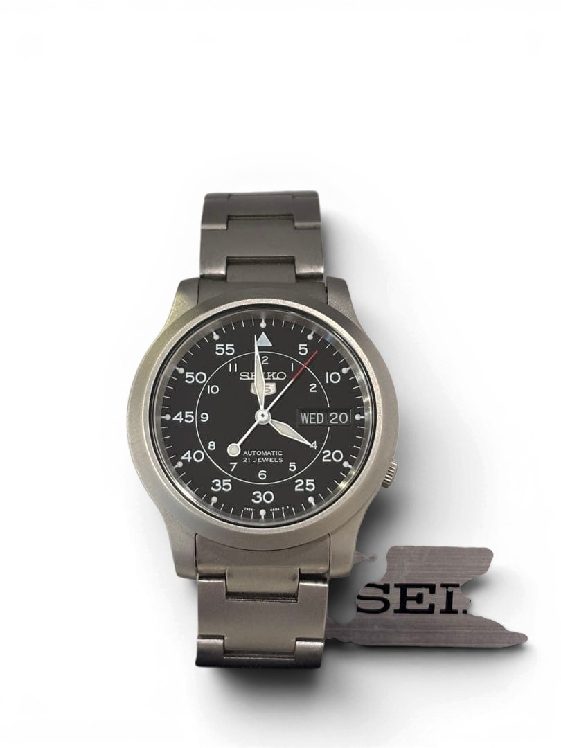 Seiko SNK809 Watch Tested & Works 8877