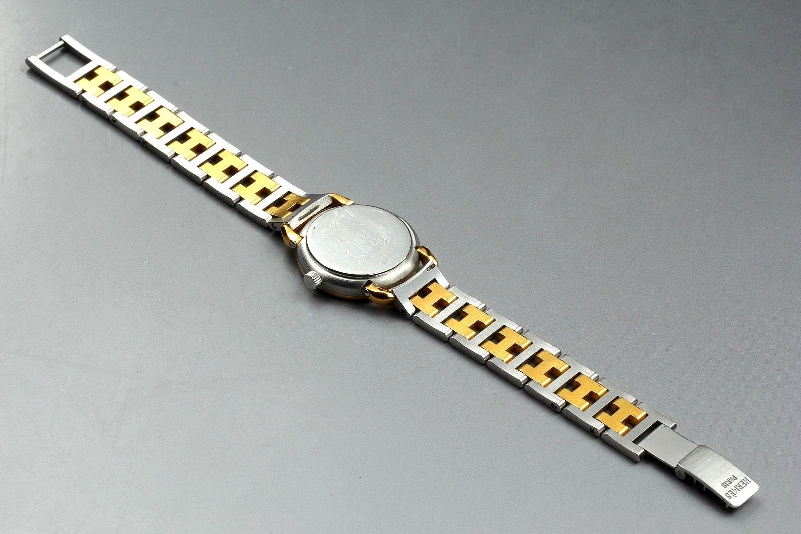[Near MINT] HERMES Pullman 24mm Ivory Dial Gold Date Qz Women’s Watch From Japan