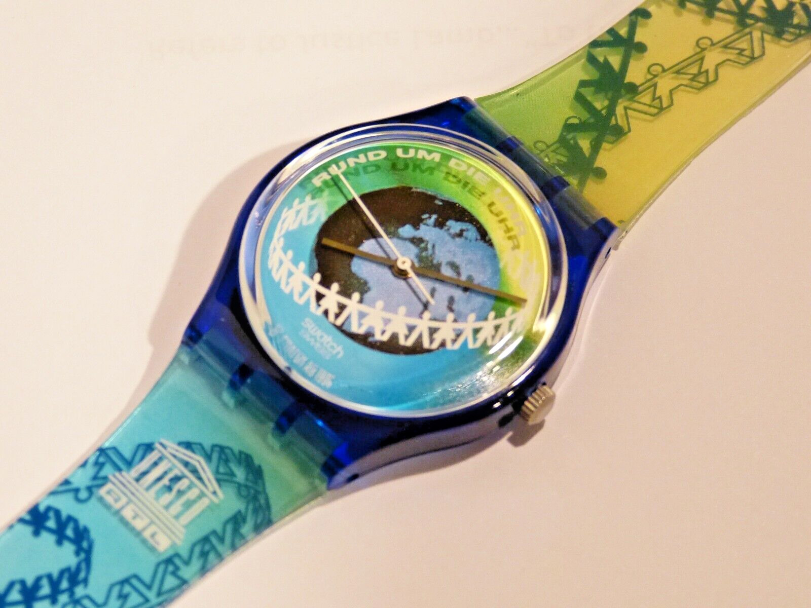 UNWORN Swatch GZ153 UNESCO “Rund Um Die Uhr” 1994 Special! new battery, perfect!