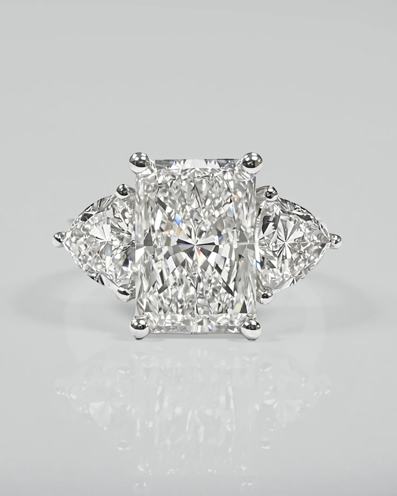 IGI 5.50 Ct Radiant Cut EF/VS1 Lab Grown Diamond Three Stone Ring 14K White Gold