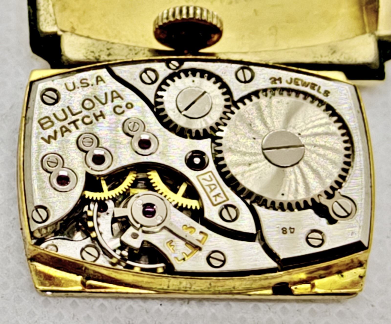 Vintage 1950 Bulova Academy Award T Men’s Watch 10K GF Curtain Dial 21J