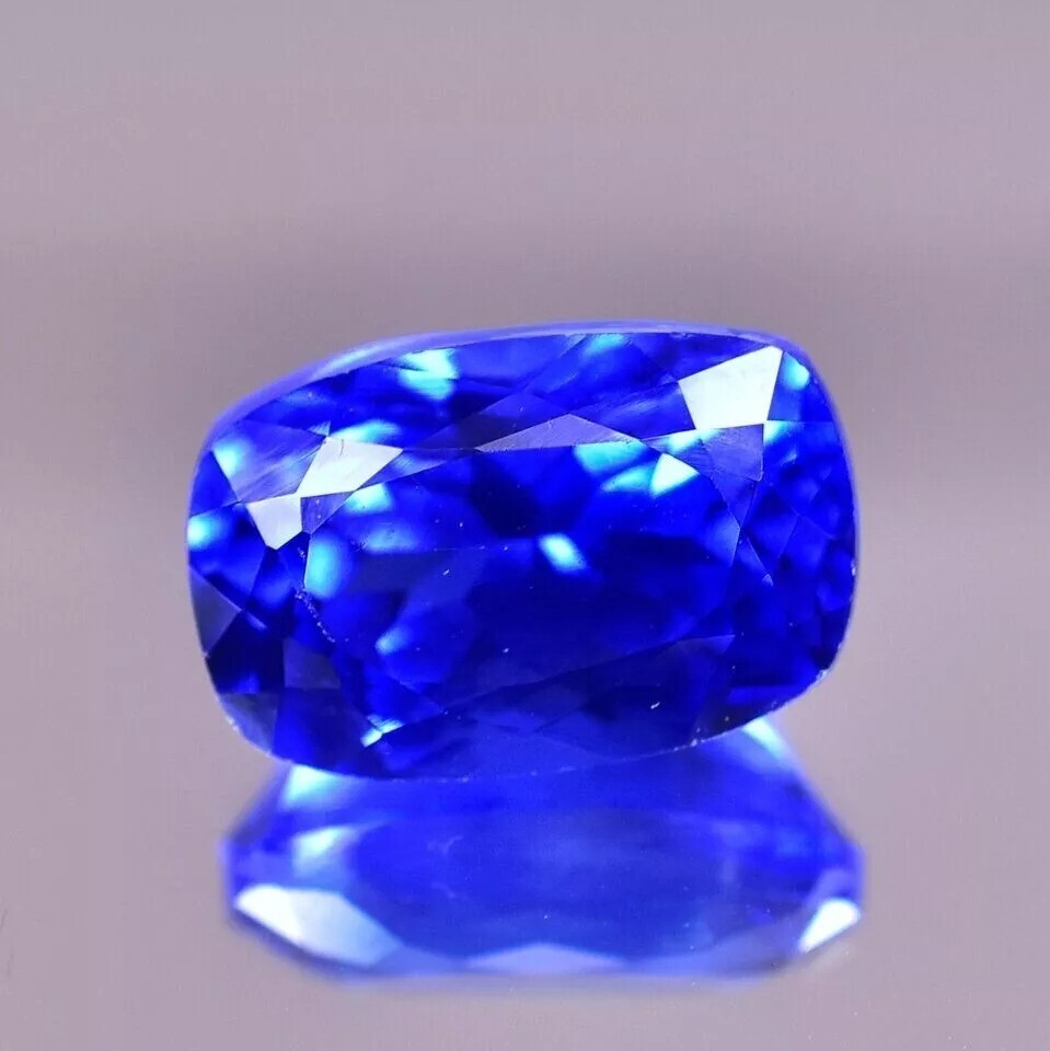 Kashmiri Royal Blue Sapphire 8-10Ct Cushion Natural Loose Gemstone Certified