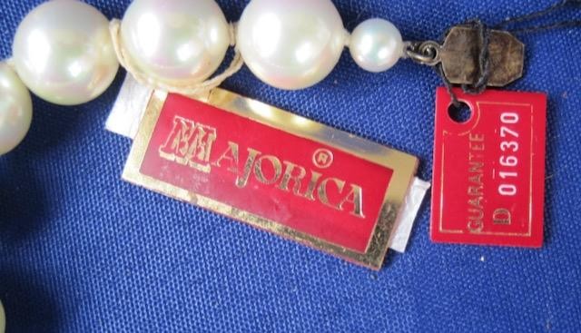 Majorica White Pearl Necklace Choker 16 inches 12 MM Spain Man Made Tags NOS