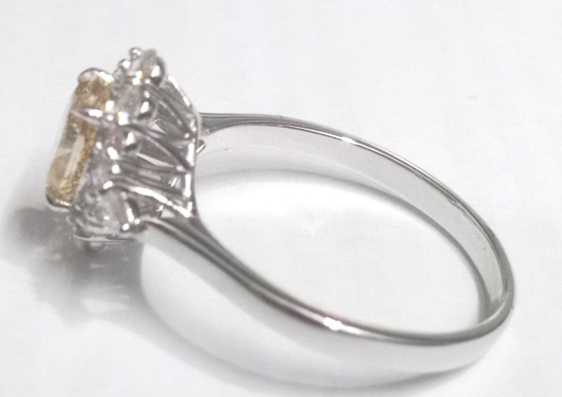 14K White Gold Fancy Vivid Yellow 2.4Ct IGI Lab Grown Oval Cut Diamond Ring