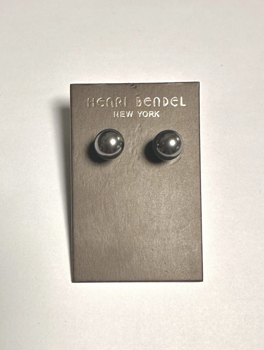 New Henri Bendel Pearl Stud Earrings