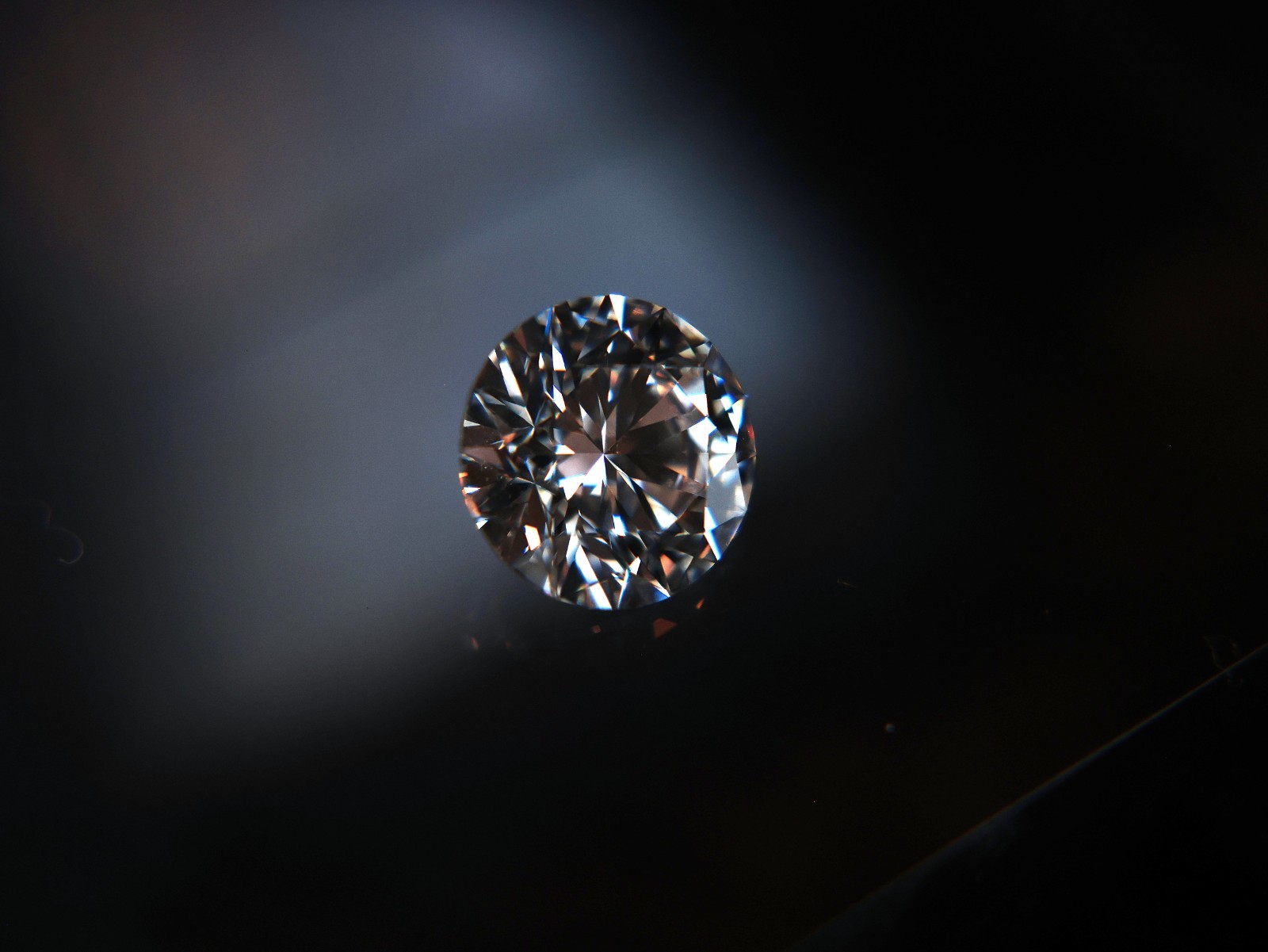 IGI Certified!!! 3.05ct, Internally Flawless, Color D, Cert # LG684502636, (CVD)