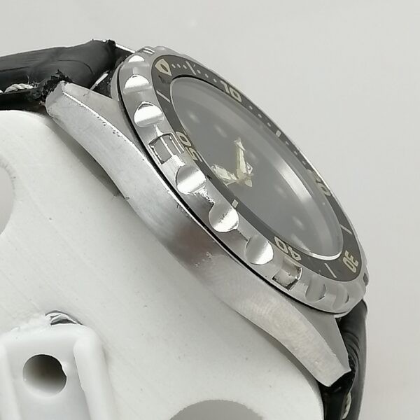 CASIO MD-513 Day Date Module 709 Quartz Vintage Diver Watch