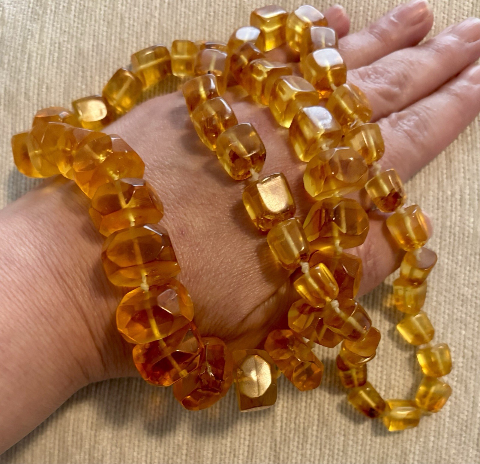 Vintage Large Genuine Baltic Honey Amber Necklace Heavy 104 grams !!!
