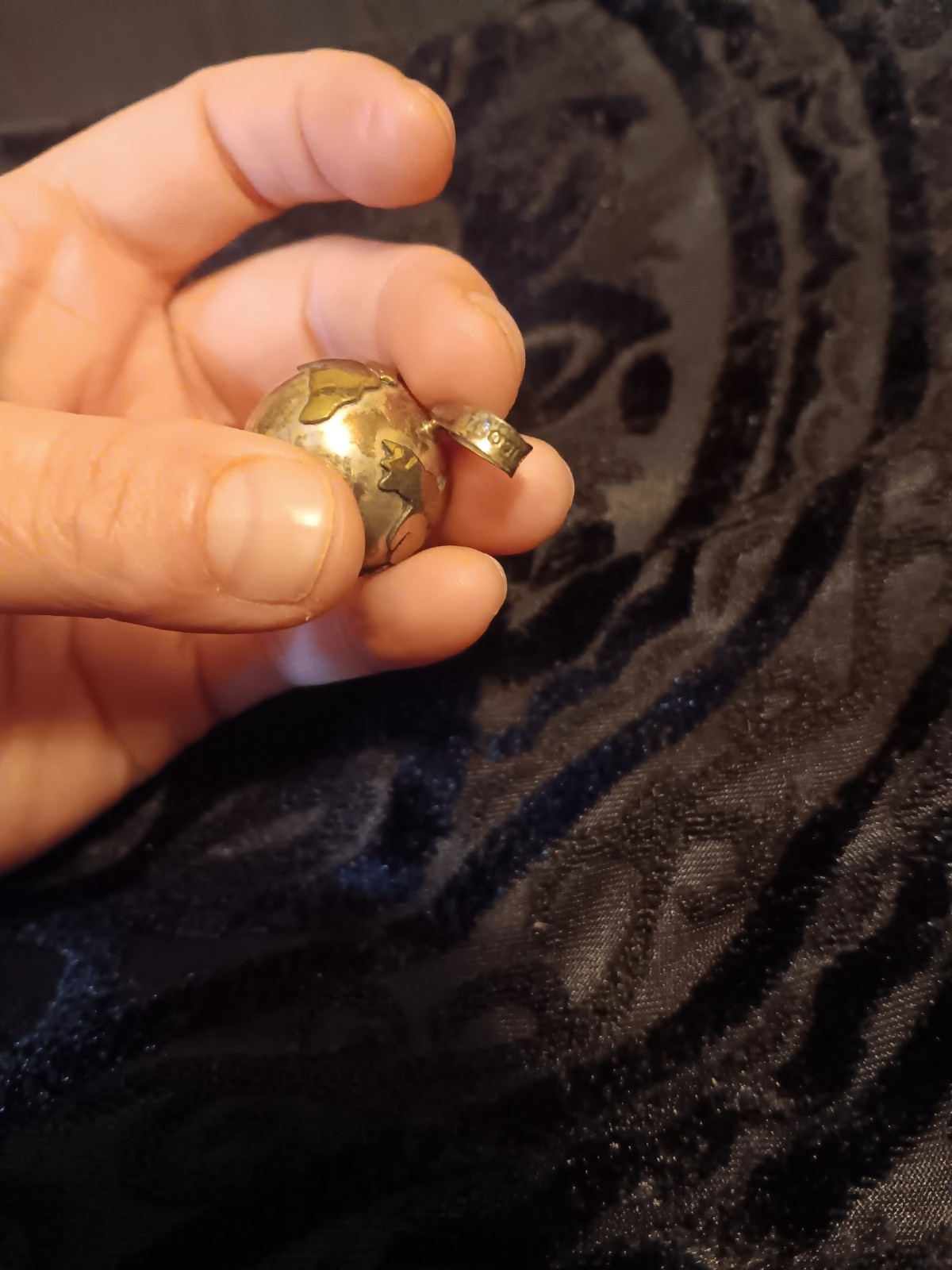 Metal Globe World Map Round bell Pendant