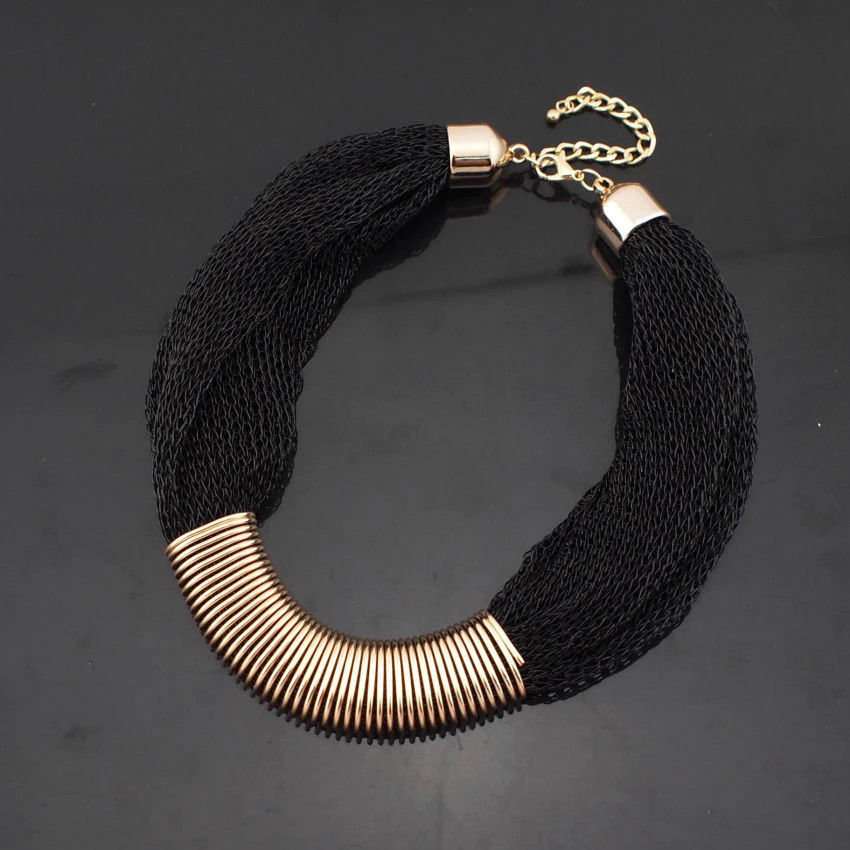 Women’s Fashion Jewelry Black And Gold Chunky Collar Statement Necklace 118