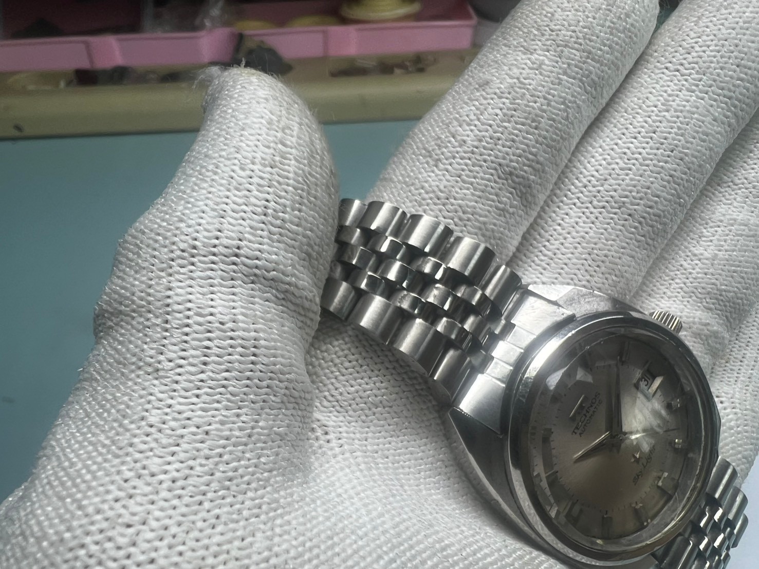 78. Technos date Sky Light 34.8 mm running cal 2632
