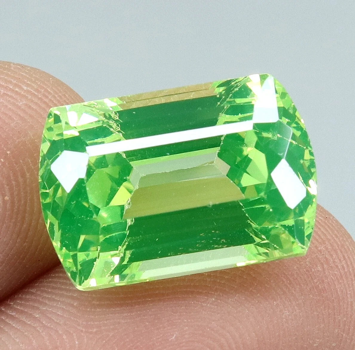 10.75 Carats Green Peridot Cushion Cut Natural Pakistani Loose Gemstone