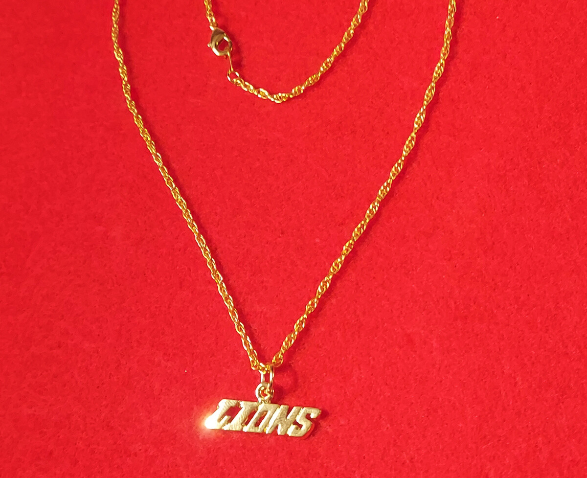 DETROIT SPORTS 14KT GOLD EP LIONS CHARM PENDANT WITH 16-30 INCH ROPE NECKLACE