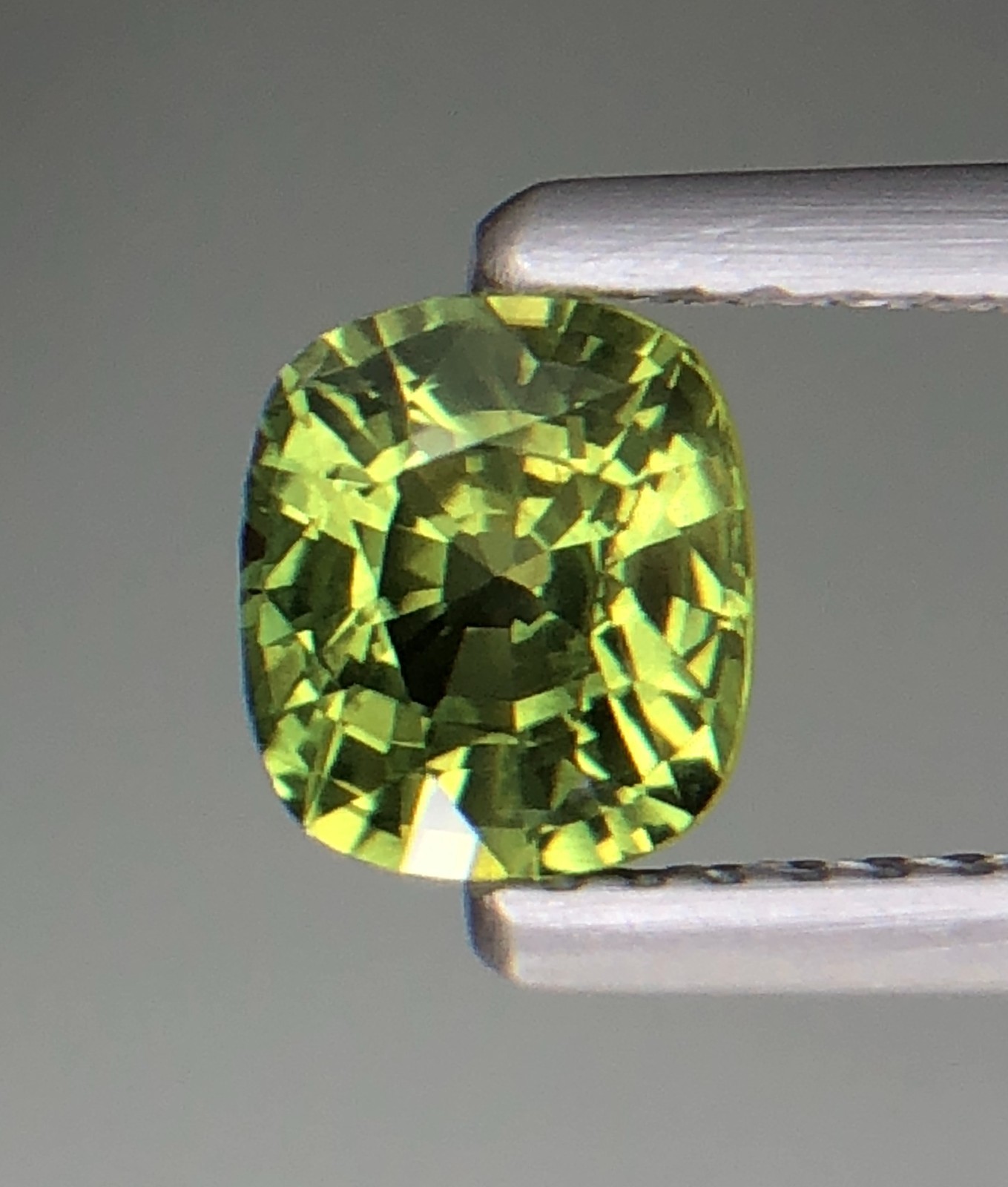 1.08 Ct Natural Faceted Certified Greenish Sapphire Loose Gemstone Madagascar