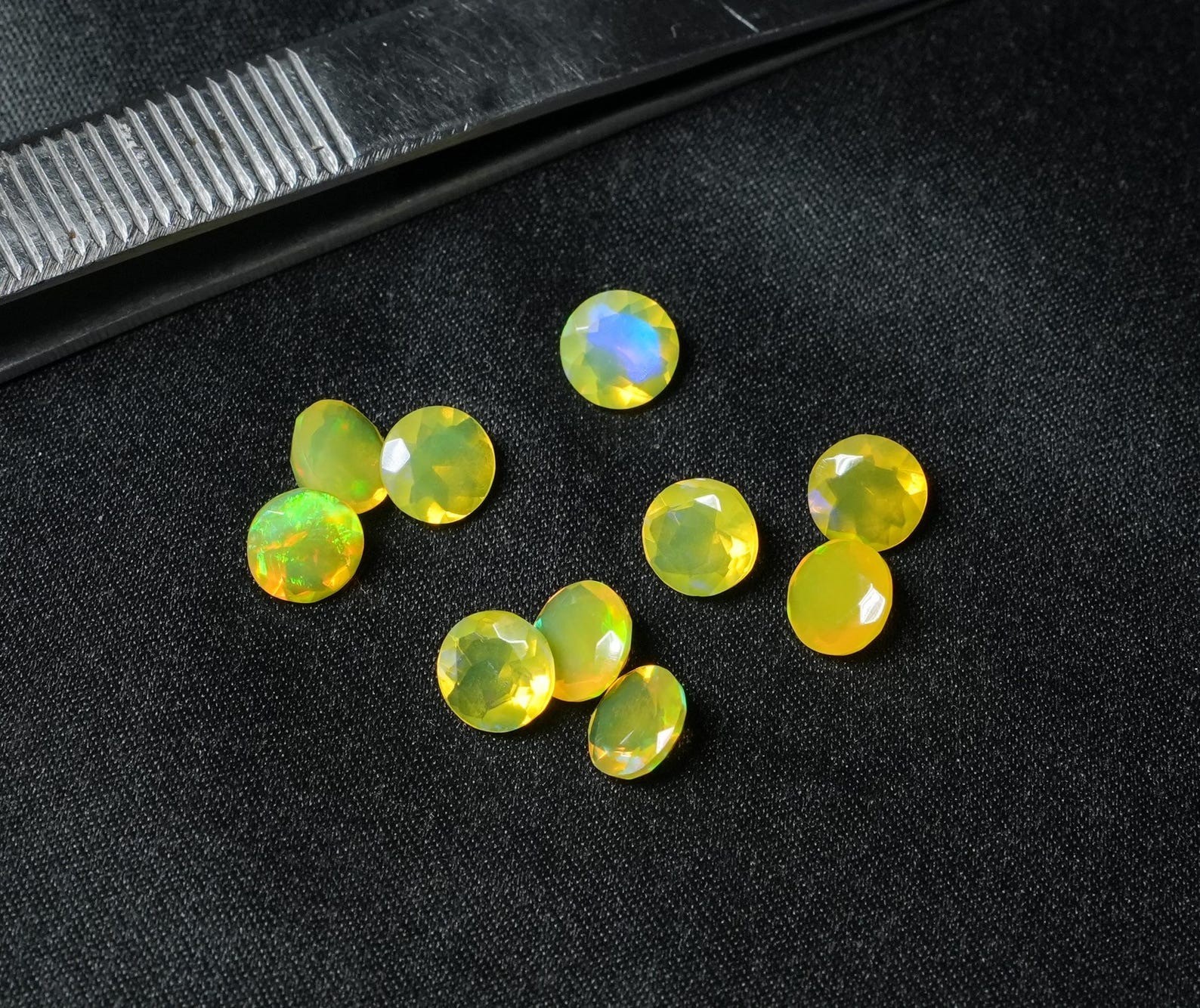 Natural Yellow Ethopian Opal Round Faceted Cut 3mm To 10mm Loose Gemstone