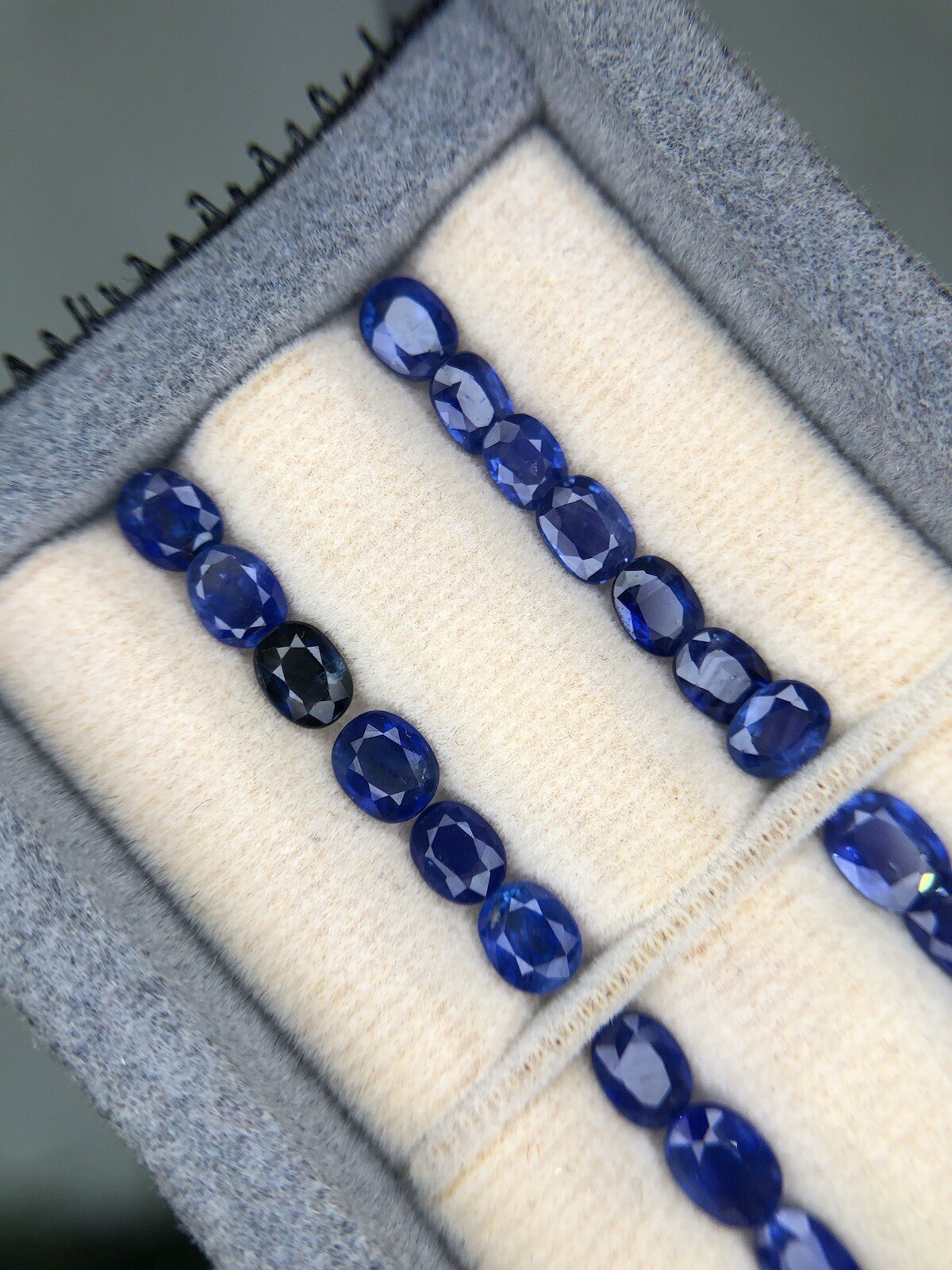 11.25 Carat Gorgeous Natural Sapphire lot For Jewelry, 4.5×3.5×1.5 mm roughly