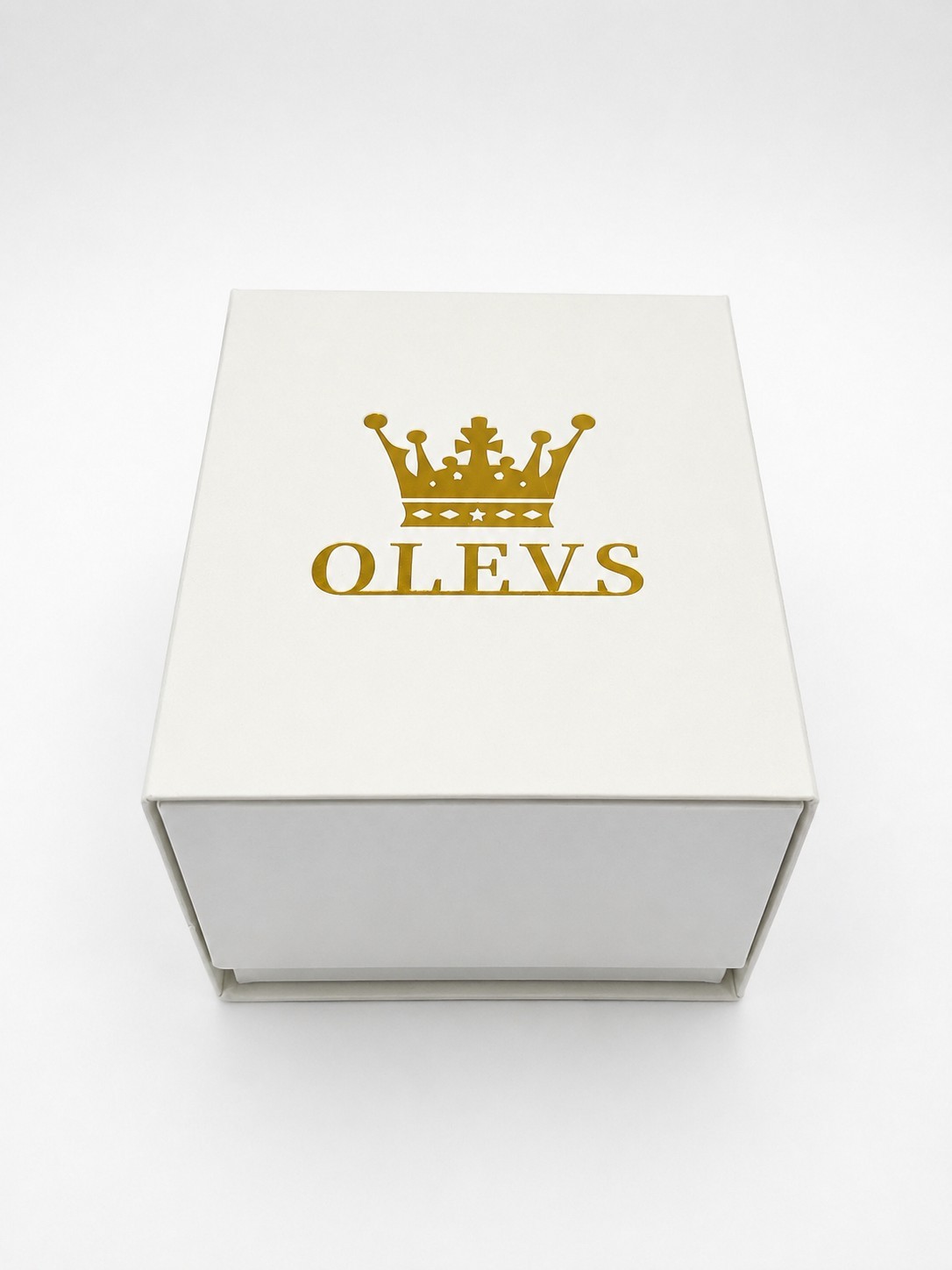 OLEVS 9931 Men’s Quartz Watch Silver Sunburst Dial Stainless Steel Day Date