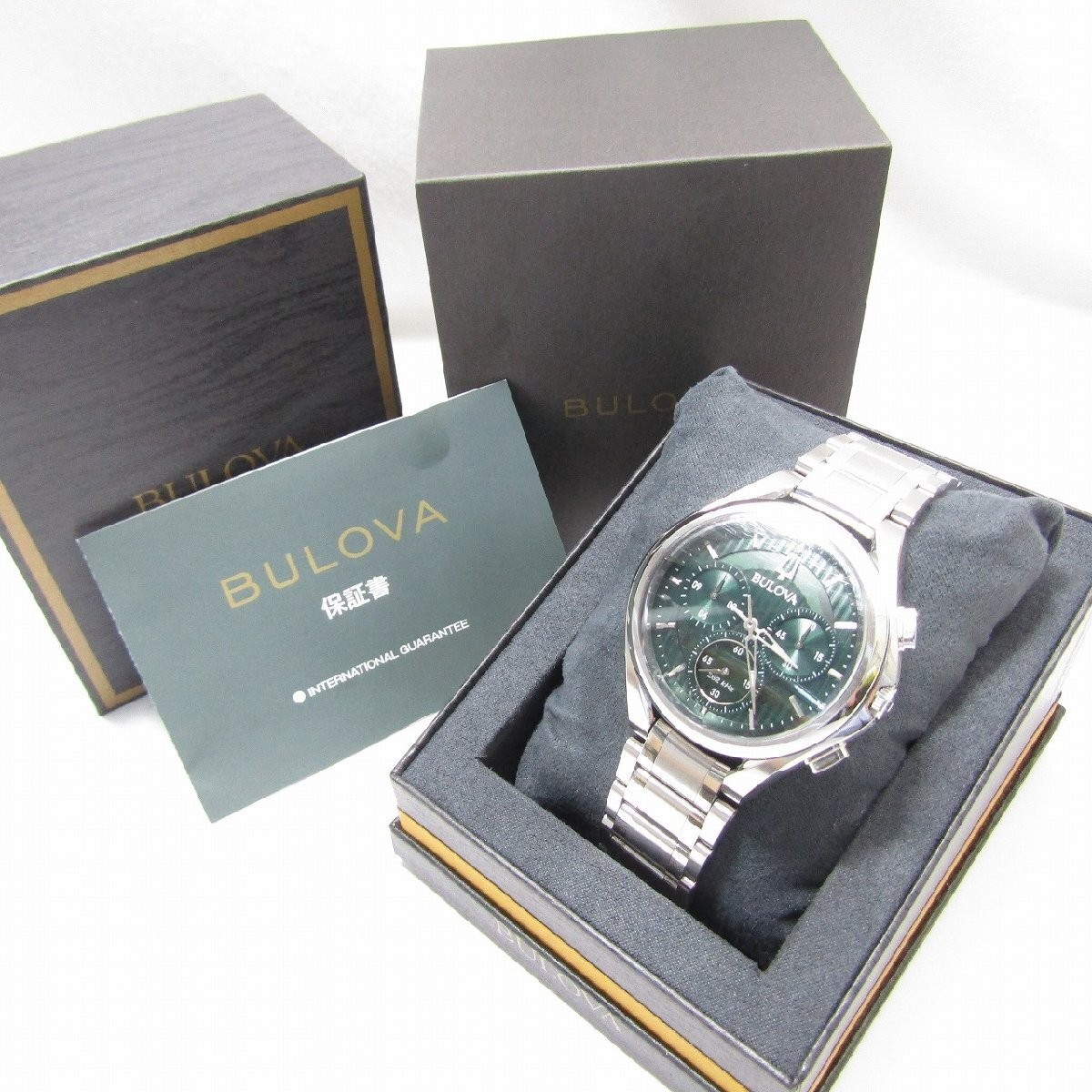 Excellent condition BULOVA Curv collection men’s wristwatch quartz 96A297