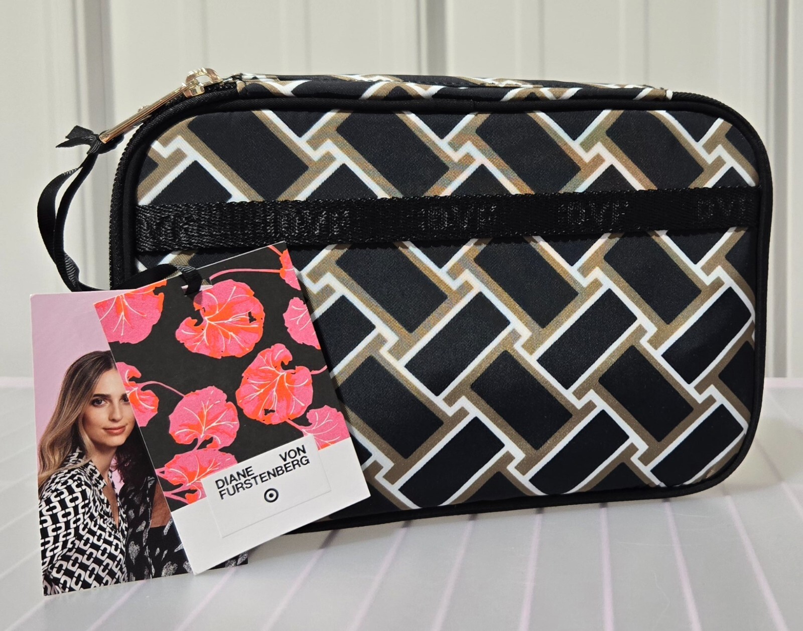 Diane Von Furstenberg Black & Gold Weave Print Jewelry Organizer Zippered Bag