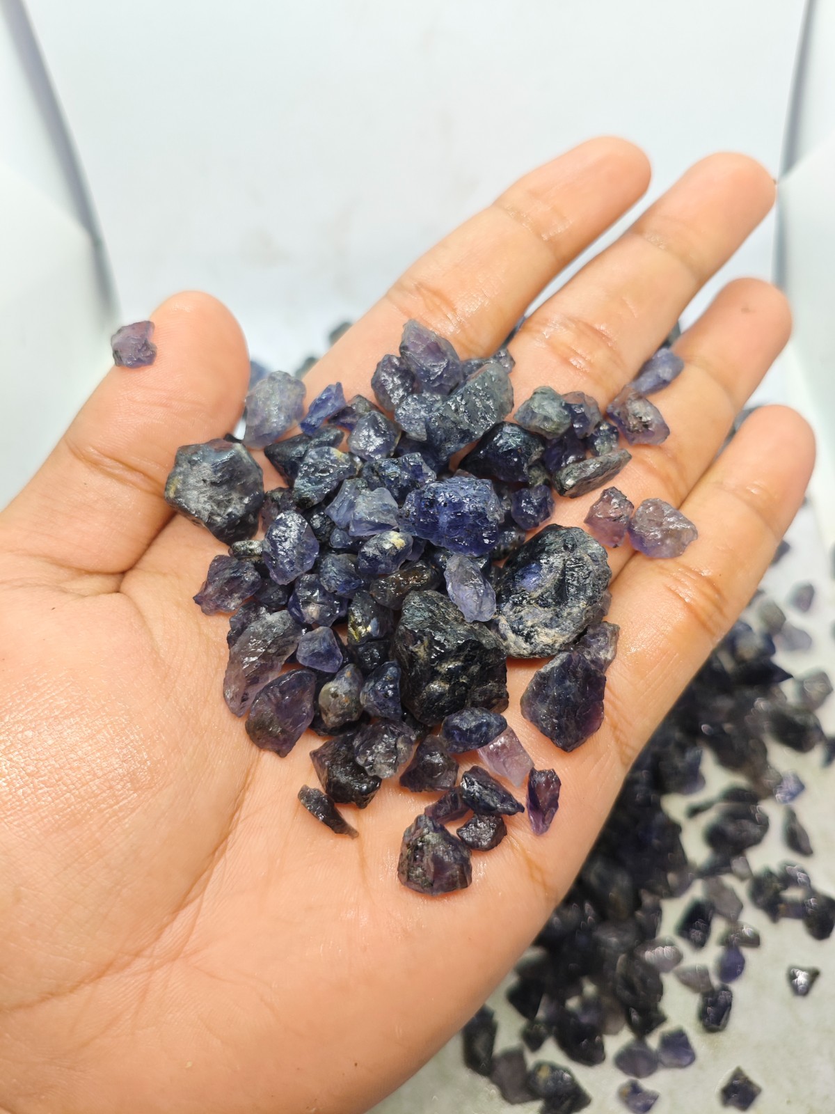 Natural Iolite Raw Rough Gemstones 5–20mm Sparkling Violet Blue