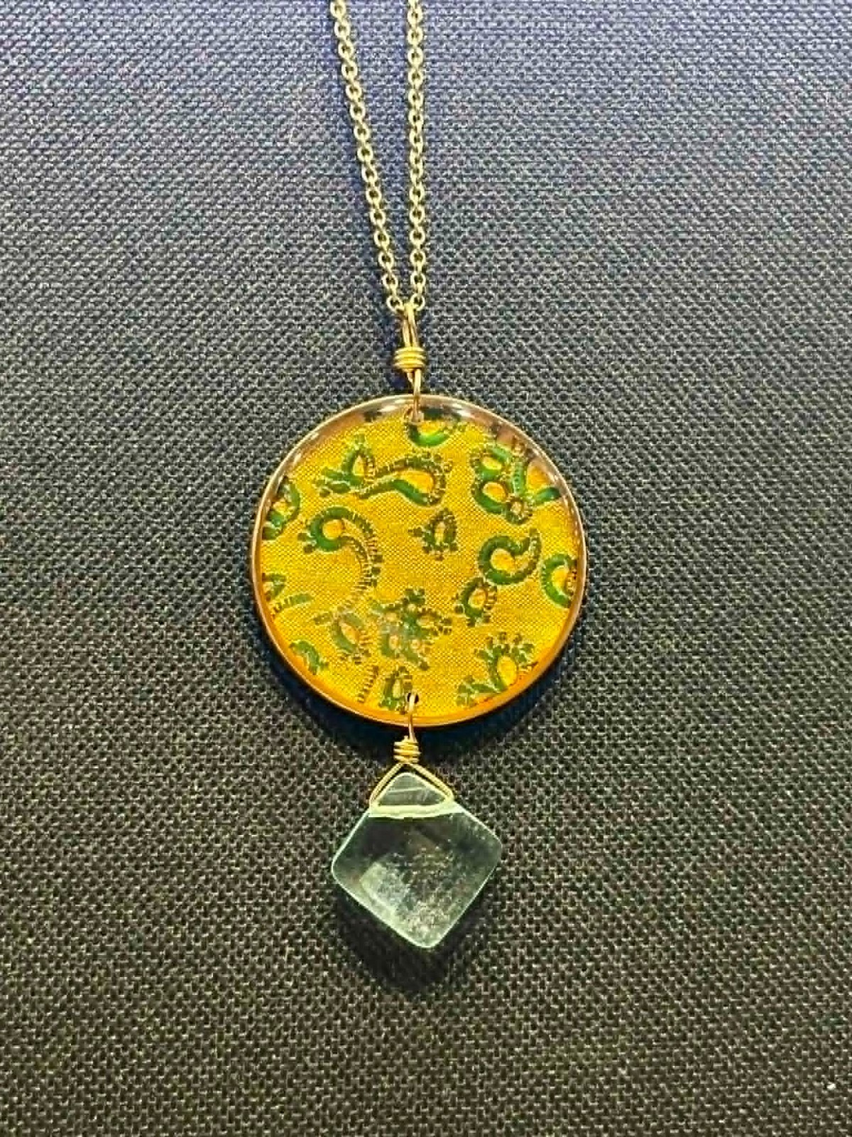 Shari Dixon Artisan Resin Pendant Necklace – Gold Paisley & Glass Drop Charm 18″