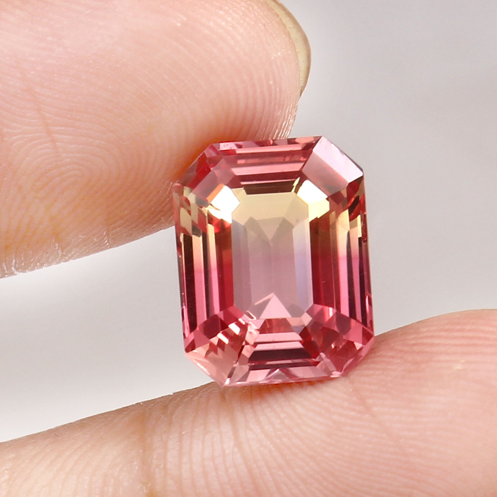 AAA Natural Flawless Ceylon Bi-Color Sapphire Loose Radiant Cut Gemstone 8.85 Ct