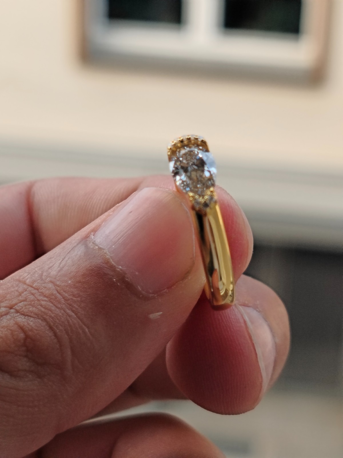 18K Yellow Gold Solitaire Ring 1.01ct Pear Diamond (Brown) IGI Size 5,6,7,8,9,10