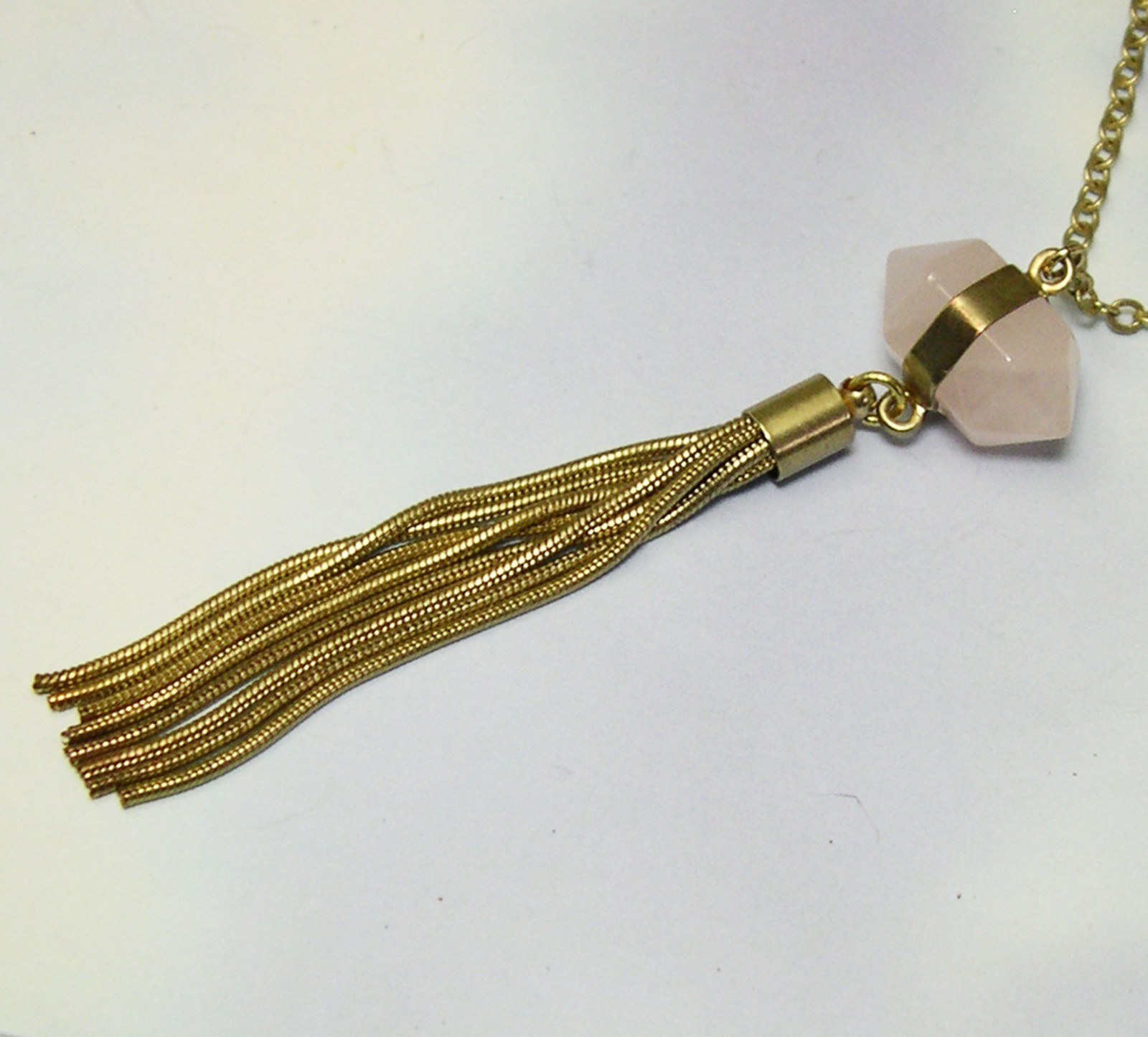 ANN TAYLOR Agate Pendant with Tassel LOFT Gold Tone Long Vintage retro old