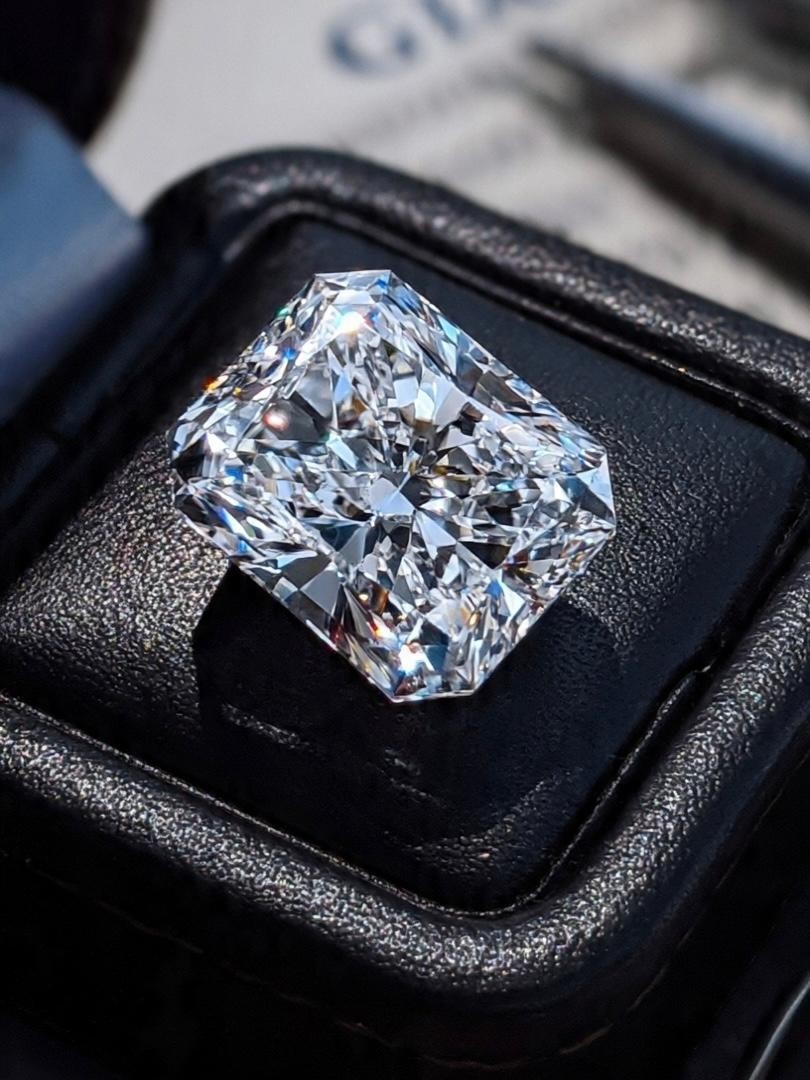 3 Ct Radiant Cut Lab Grown Diamond D Color VVS1 Clarity CVD Certified Loose