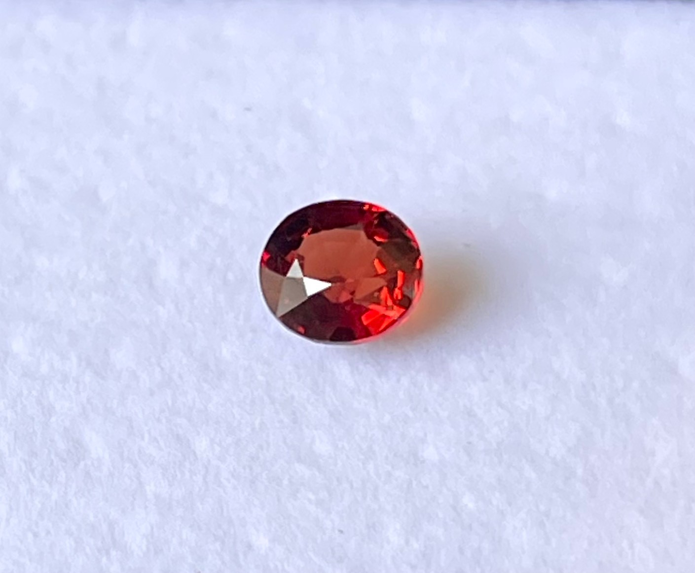 Natural 100% VVS 2.84 ct 8.4×7.8×5.2 mm Oval Orange Gamet Mozambique, Africa