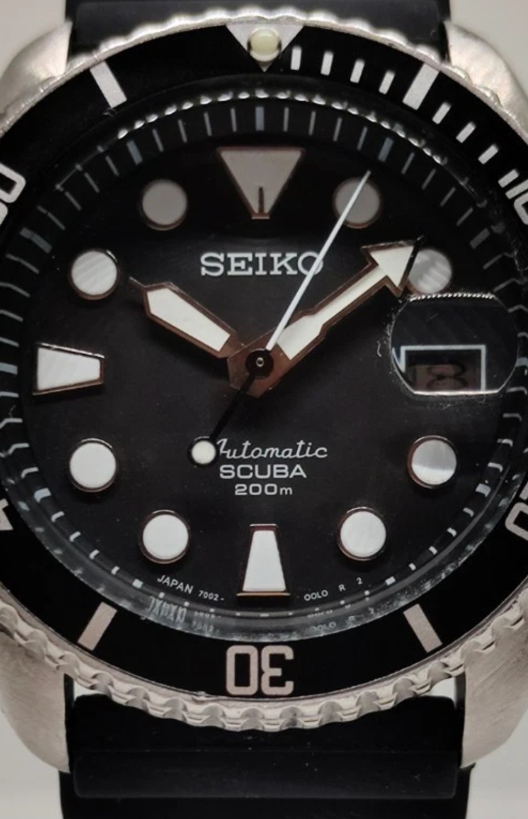 BEAUTIFUL SEIKO DIVERS 7002-700A BLACK SUMO DIAL AUTOMATIC MENS WATCH 9D0550