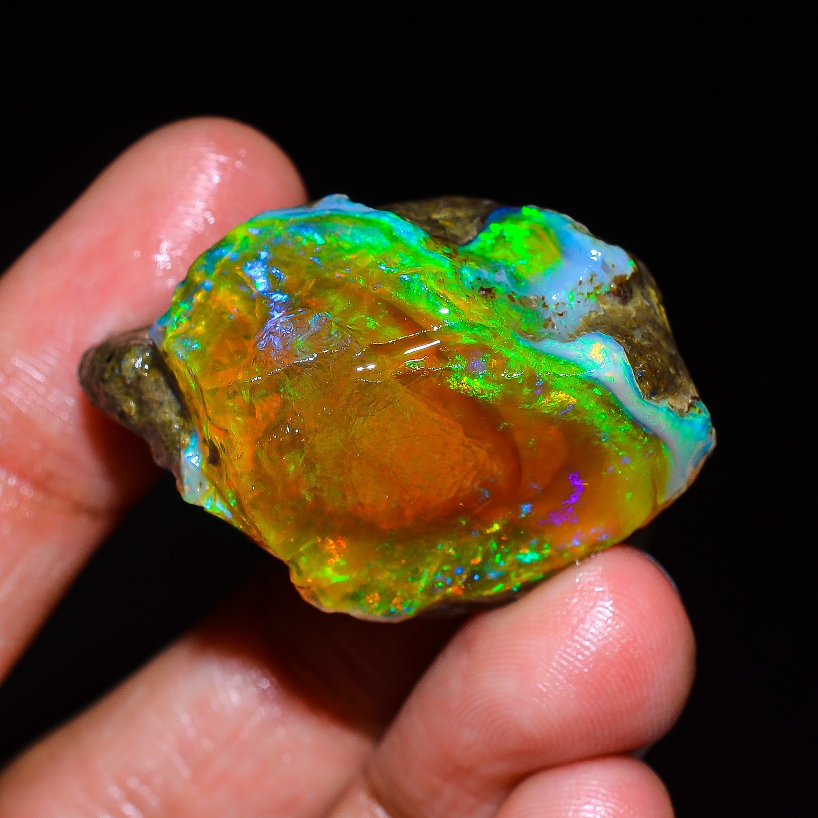 60 Ct Fancy Raw Fire Ethiopian Opal Oil Rough Gemstone For Jewelry 35x24x19 mm