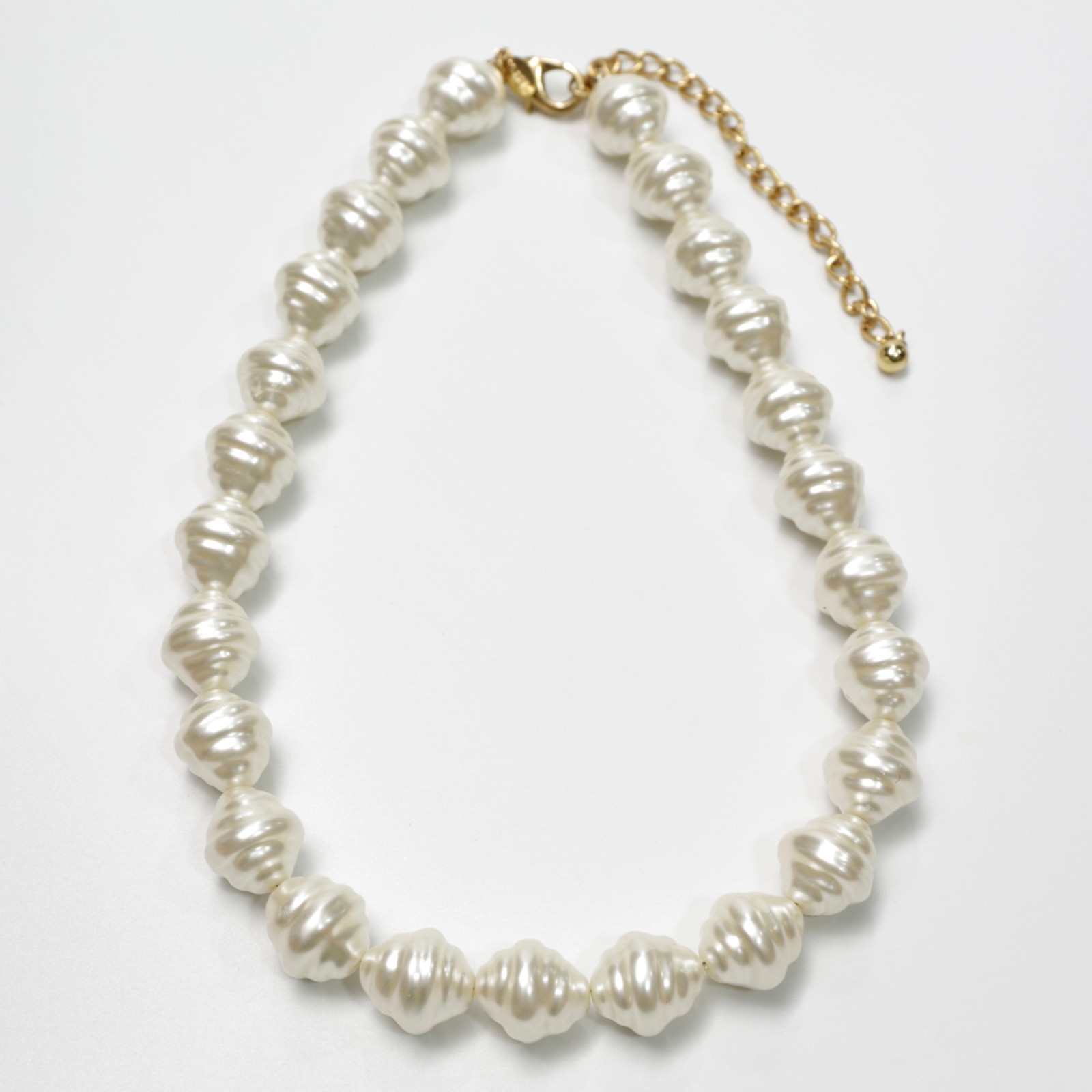 Chicos Faux Pearl Necklace 30 Inches Long. Beads Approx 3/4 In Each. NWT