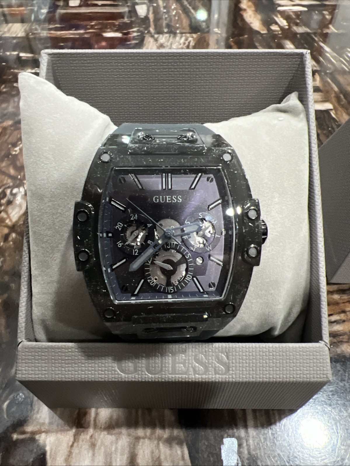 New Guess Men’s 43mm Silver Oxide Sunray Dial Silver Oxide Chronograph Watch
