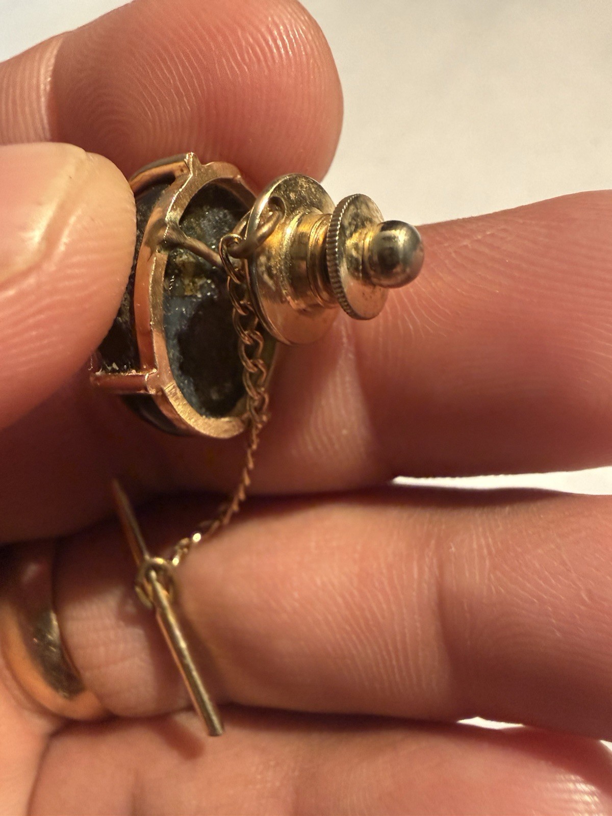 Men’s 1/5 10k Yellow Gold Tie Tack w/ Chain, Oval Black stars sapphire
