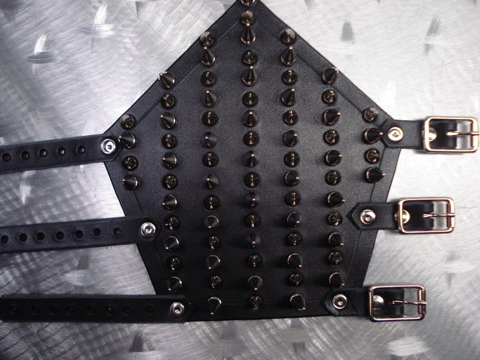 LEATHER SPIKED MIXED MEDIUM GAUNTLET. BLACK DEATH…(MDLG0140)…..IMMOLATION