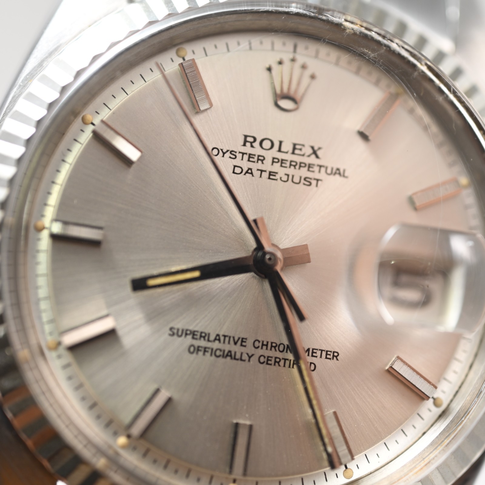 VINTAGE ROLEX OYSTER DATEJUST 1601 SILVER TONE DIAL 14K GOLD SS MEN WATCH