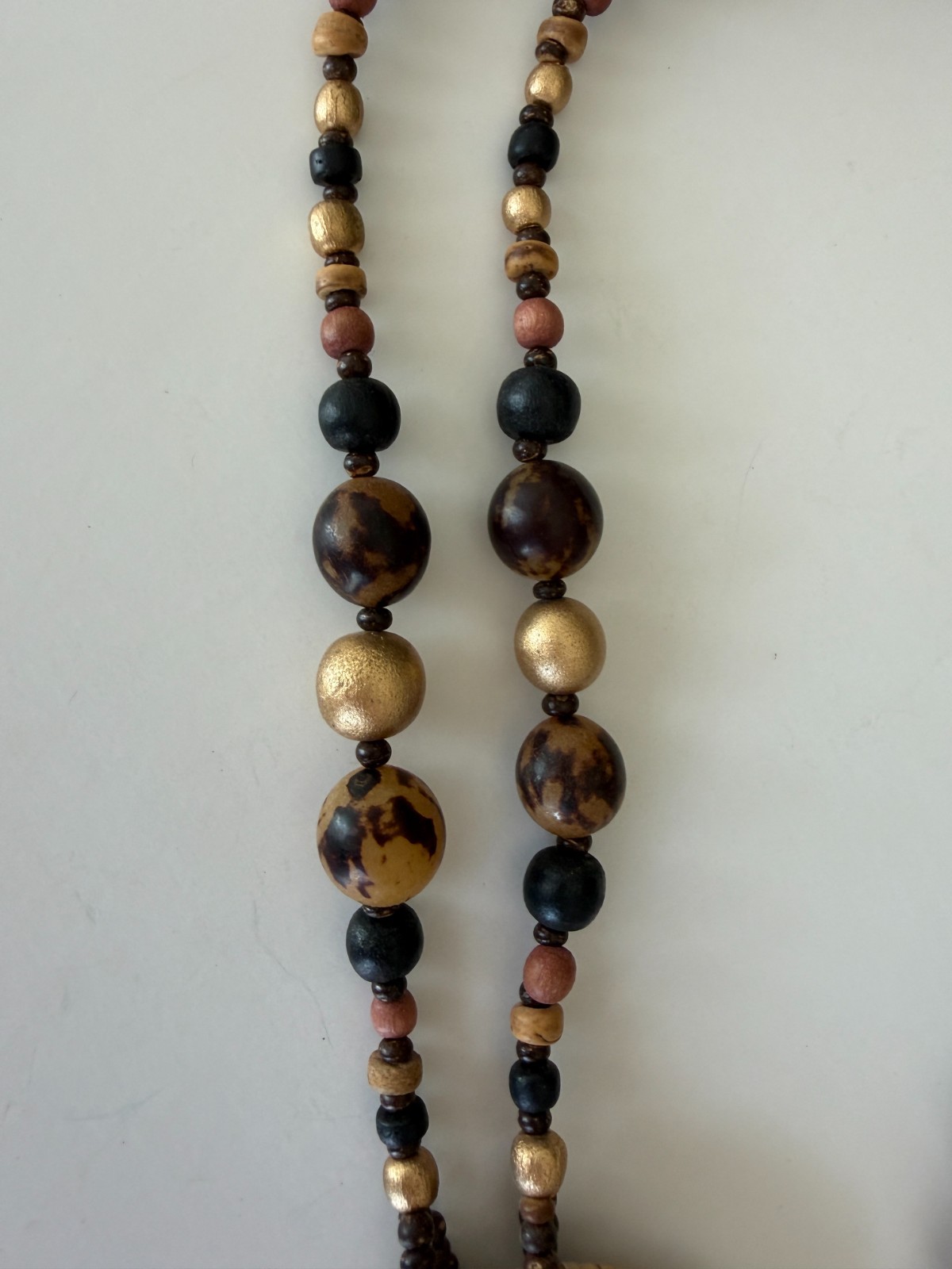 Vtg Wood Beaded Pendant Necklace, 80’s – 90’s, 36″ beaded chain w 7″ Pendant
